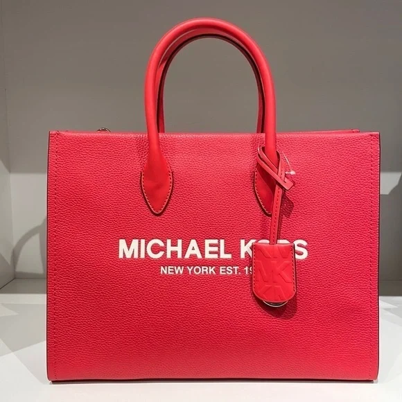 MICHAEL KORS ❤️
Mirella Medium Pebbled Leather Tote Bag - Picture 1 of 6